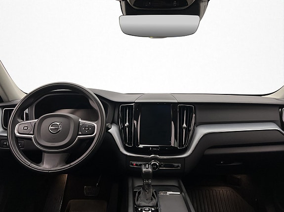 Volvo XC60 17 of 30