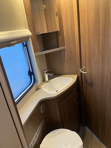 Knaus Scandinavian selection 650 UDF barnkammare 12 of 13