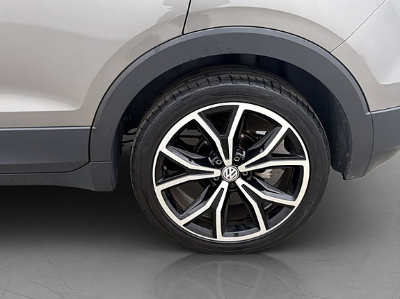 Volkswagen T-Cross 25 of 28