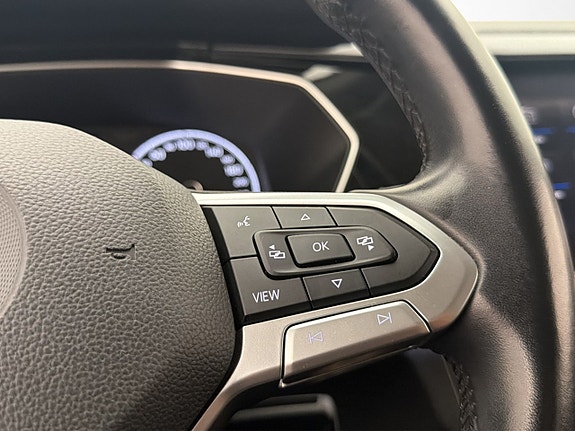 Volkswagen T-Cross 15 of 28
