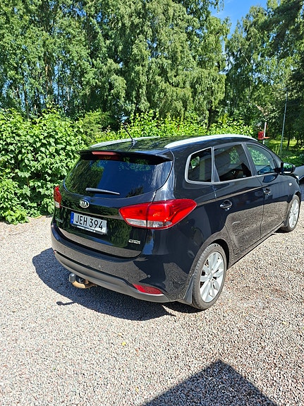 Kia Carens 2 of 14