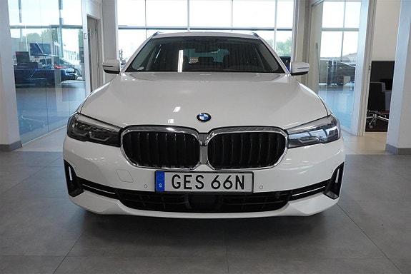 BMW 520d 3 of 10
