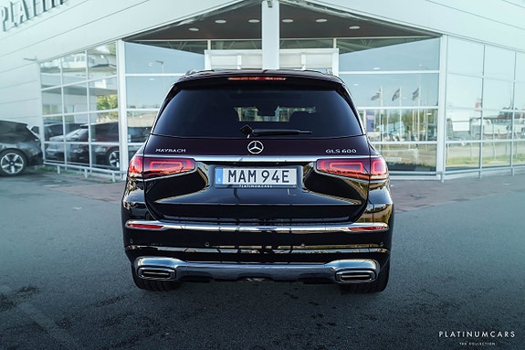 Mercedes-Benz GLS600 4 of 26