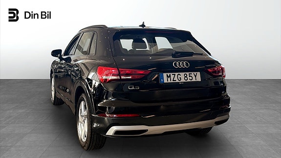 Audi Q3 3 of 16