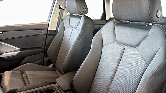 Audi Q3 8 of 16