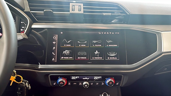 Audi Q3 9 of 16