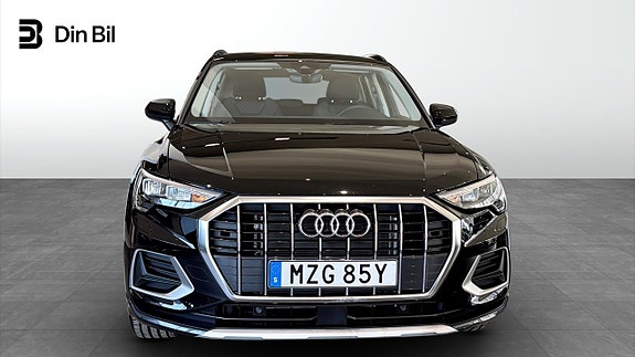 Audi Q3 4 of 16