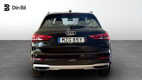 Audi Q3 5 of 16