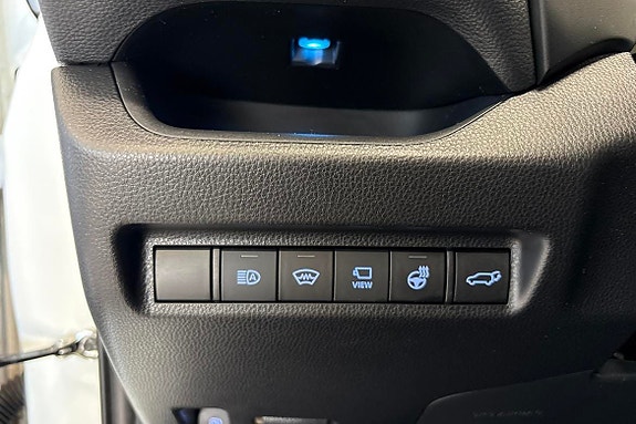 Toyota RAV4 17 of 17