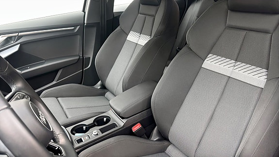 Audi A3 8 of 18