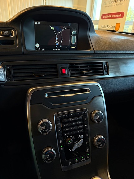 Volvo XC70 29 of 30