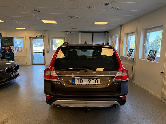 Volvo XC70 9 of 30