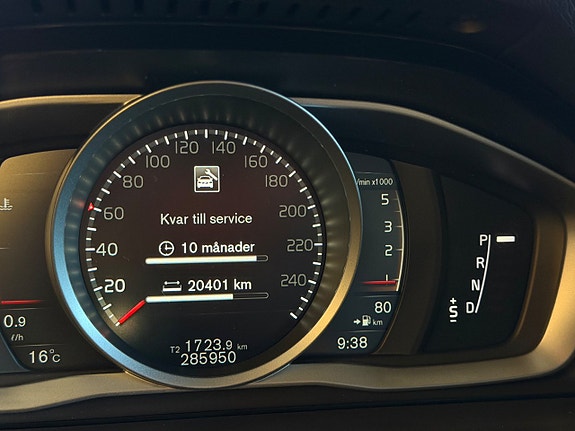 Volvo XC70 30 of 30