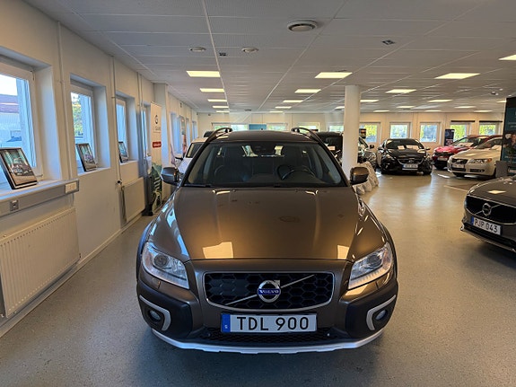 Volvo XC70 4 of 30
