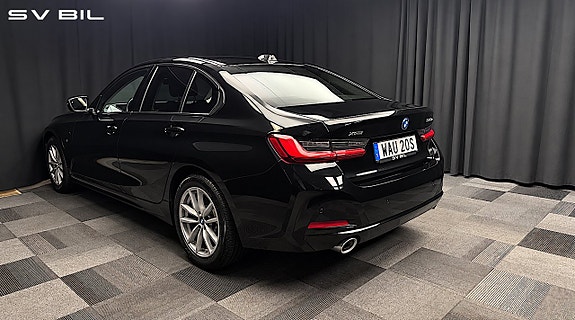 BMW 330e 6 of 30
