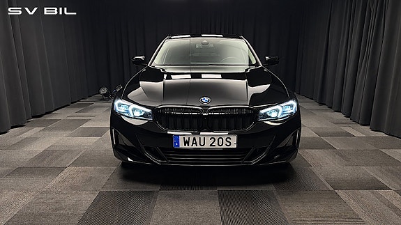 BMW 330e 8 of 30