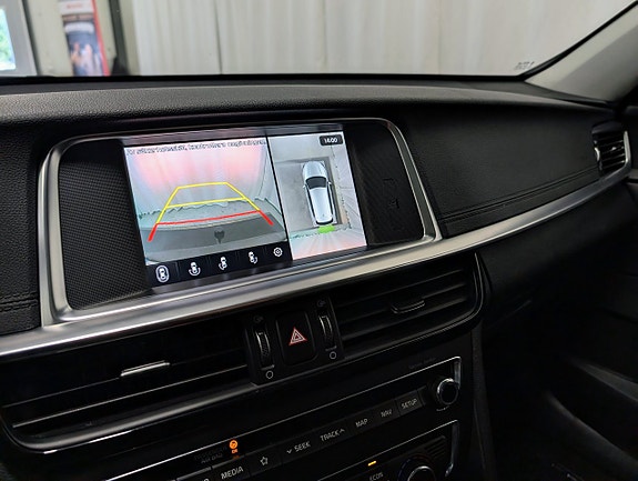 Kia Optima 10 of 21
