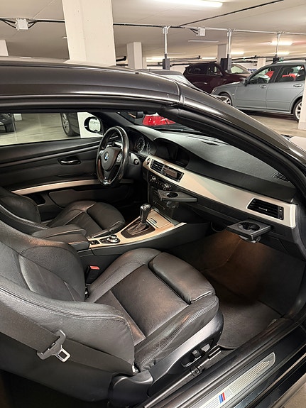 BMW 325i 9 of 14