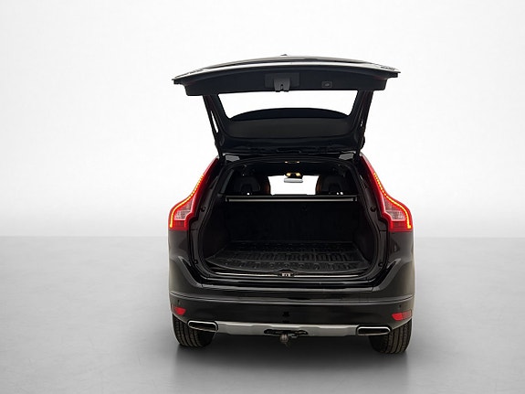 Volvo XC60 9 of 26