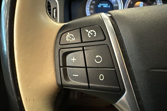 Volvo S60 19 of 30