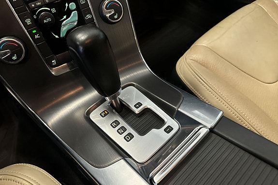 Volvo S60 25 of 30