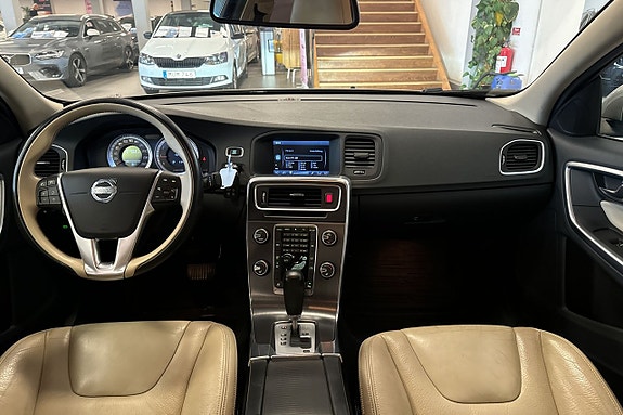 Volvo S60 16 of 30