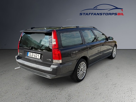 Volvo V70 4 of 7