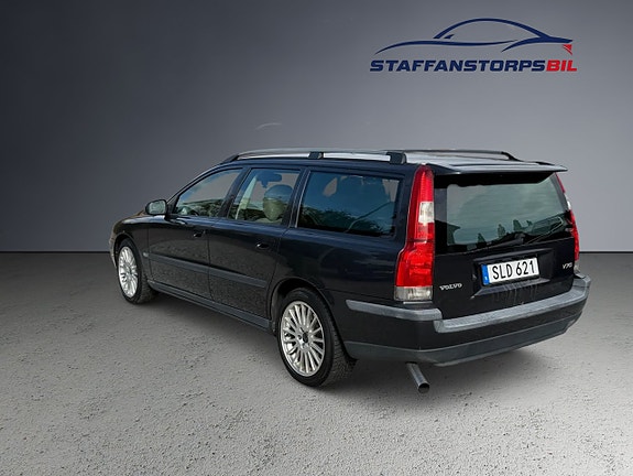 Volvo V70 5 of 7