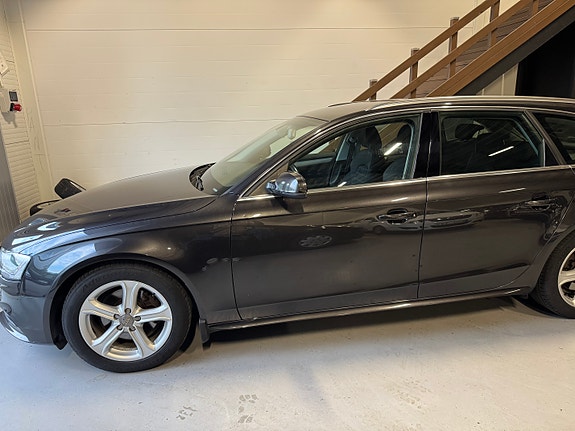 Audi A4 4 of 5