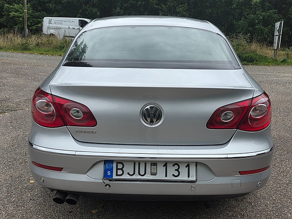 Volkswagen Passat CC 5 of 15