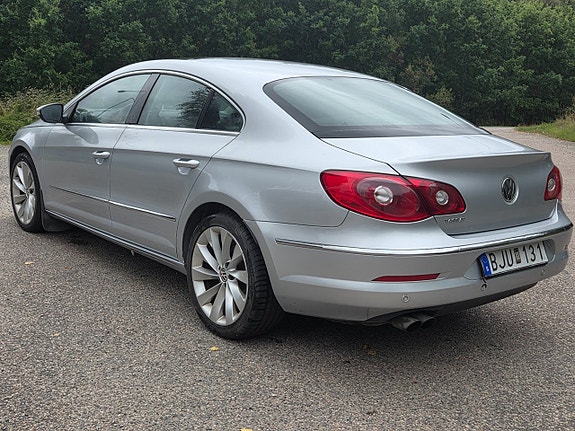 Volkswagen Passat CC 6 of 15