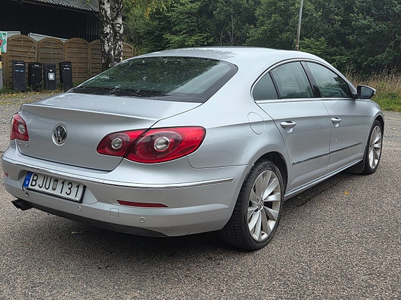 Volkswagen Passat CC 4 of 15