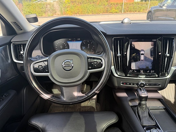 Volvo V90 Cross Country 9 of 21