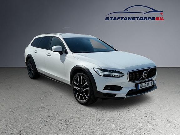 Volvo V90 Cross Country 3 of 21