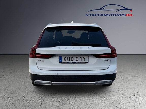 Volvo V90 Cross Country 6 of 21