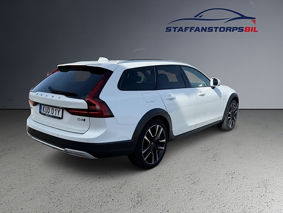 Volvo V90 Cross Country 5 of 21