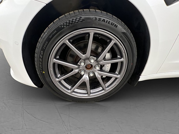 Tesla Model 3 29 of 30