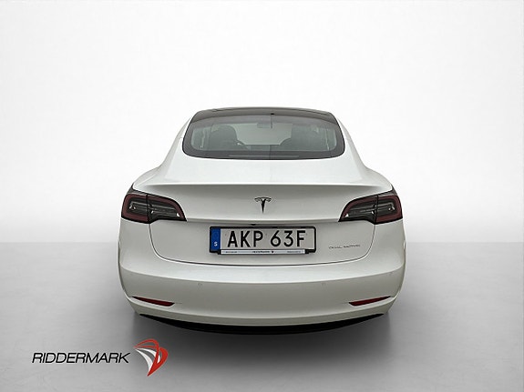 Tesla Model 3 8 of 30