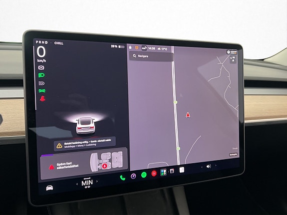 Tesla Model 3 19 of 30
