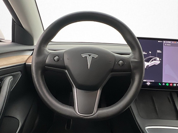 Tesla Model 3 14 of 30