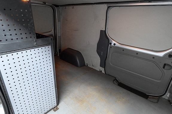 Renault Trafic 18 of 24