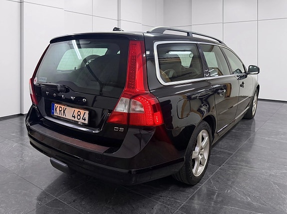 Volvo V70 7 of 13