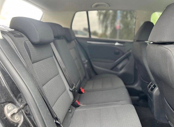 Volkswagen Golf VI 8 of 9