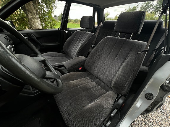 Mitsubishi Galant 6 of 13