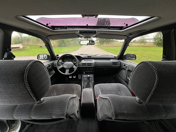Mitsubishi Galant 5 of 13
