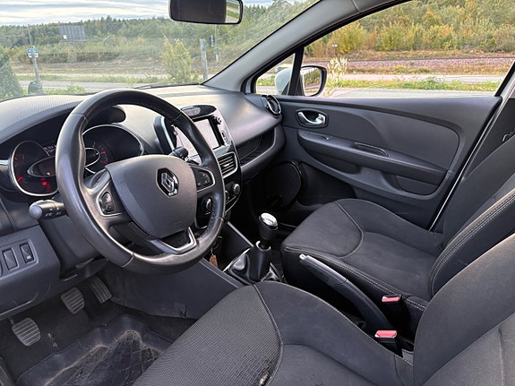 Renault Clio 5 of 10