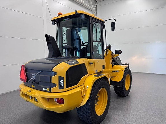 Volvo L35GT 2 of 6