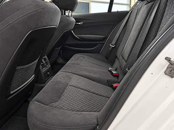 BMW 116d 15 of 21