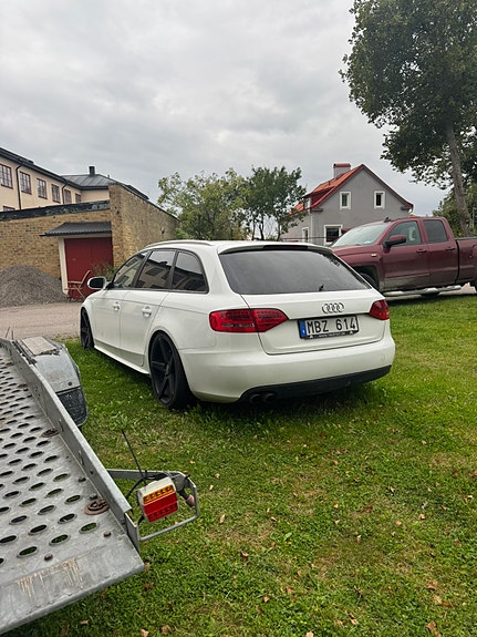 Audi A4 4 of 7