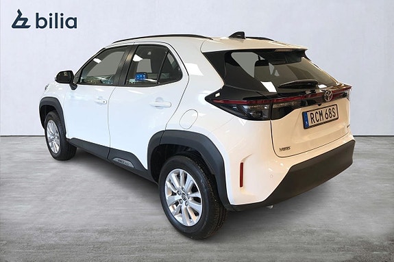 Toyota Yaris Cross 2 of 21